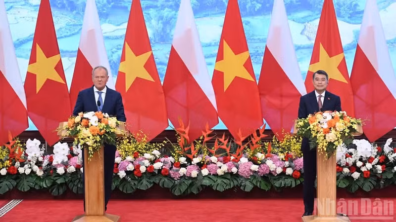 Vietnam and Poland Establish Strategic Partnership: Enhancing Economic and Security Cooperation