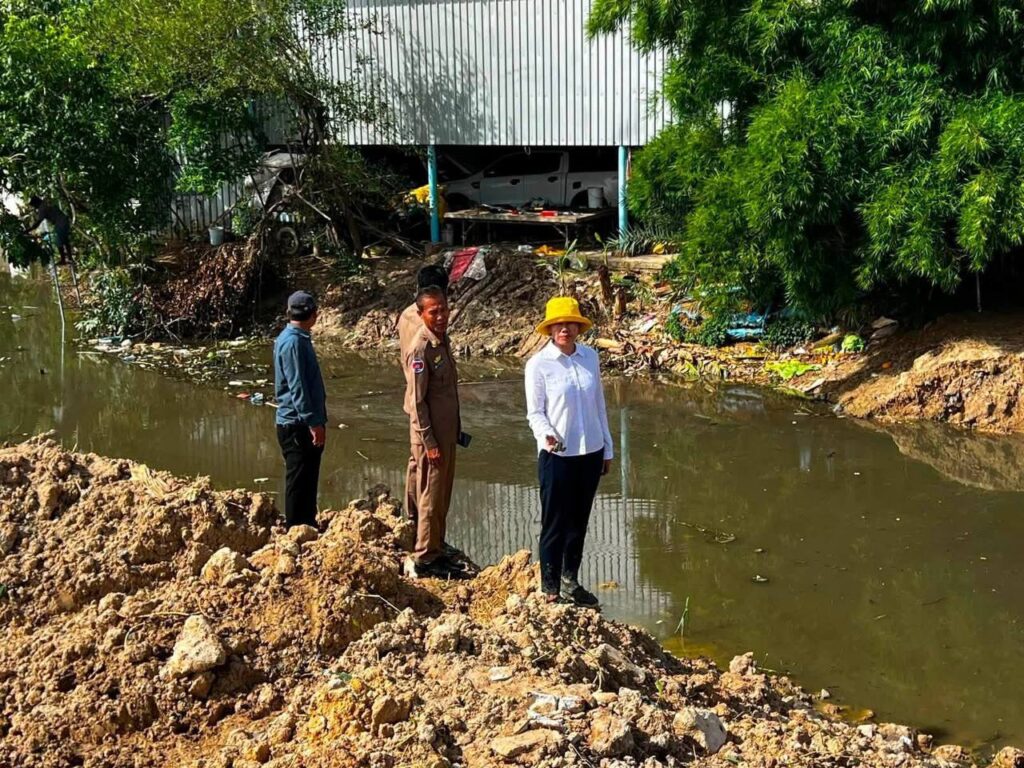 Phnom Penh's Dangkao District Begins Drainage Canal Rehabilitation for Rainy Season