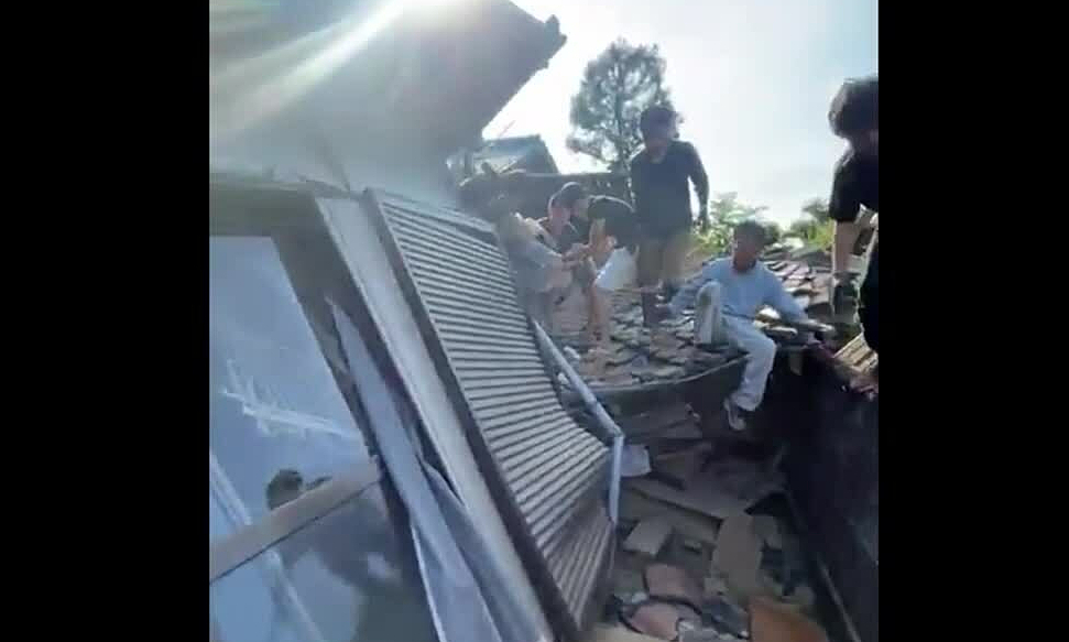 Vietnamese Workers Praised for Heroic Rescue of 90-Year-Old Woman in Japan Quake