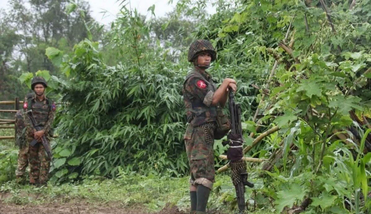 サパウンのセッダウンギ村へ軍が武器弾薬と食料を継続的に補給、戦闘負傷者をほぼ毎日搬送・移送