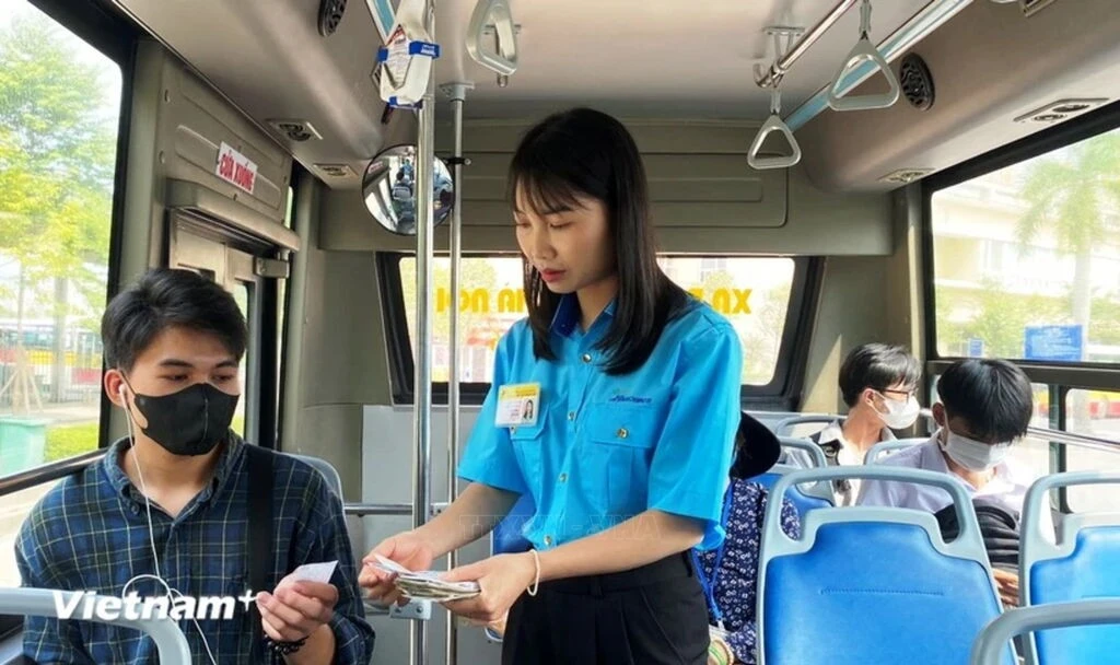 ハノイ、7月からバス定期券を廃止へ 紙媒体からデジタルへ移行