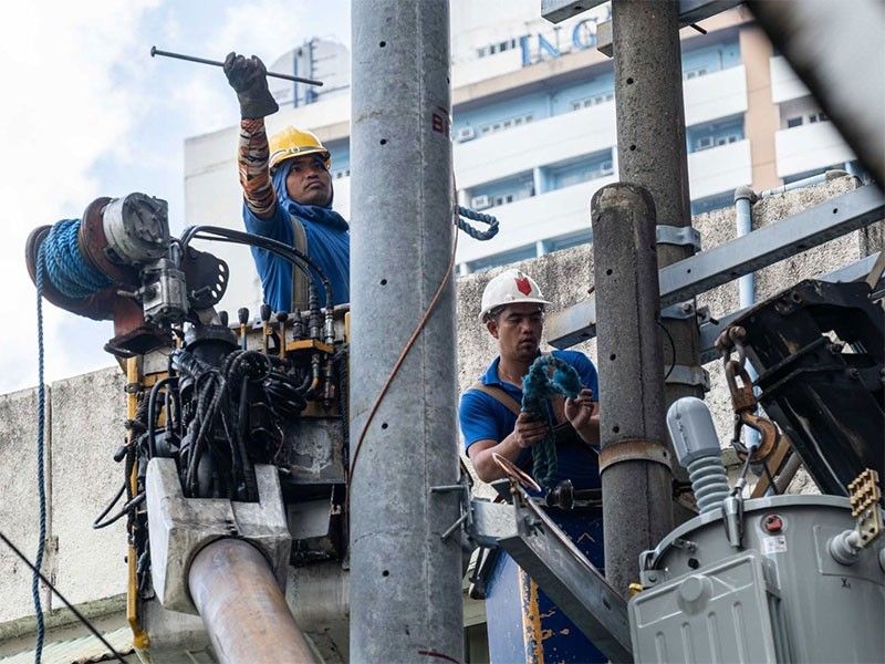 フィリピン、東南アジアで最も高い電気料金に直面