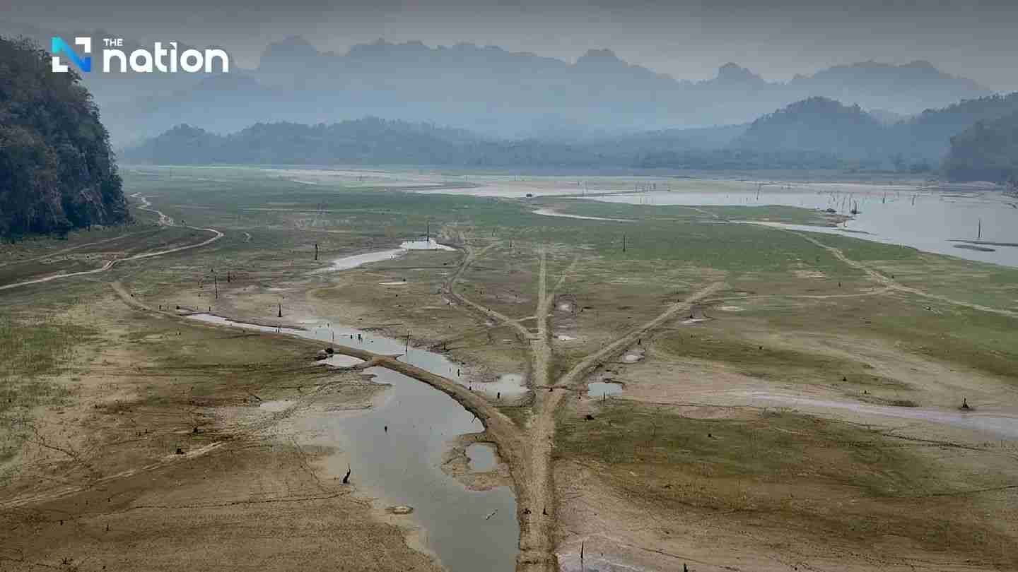 タイのダム放水で「死の鉄道」跡が浮上