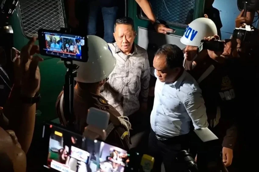 Indonesian Prosecutor General Temporarily Suspends Senior Official Amid Corruption Probe