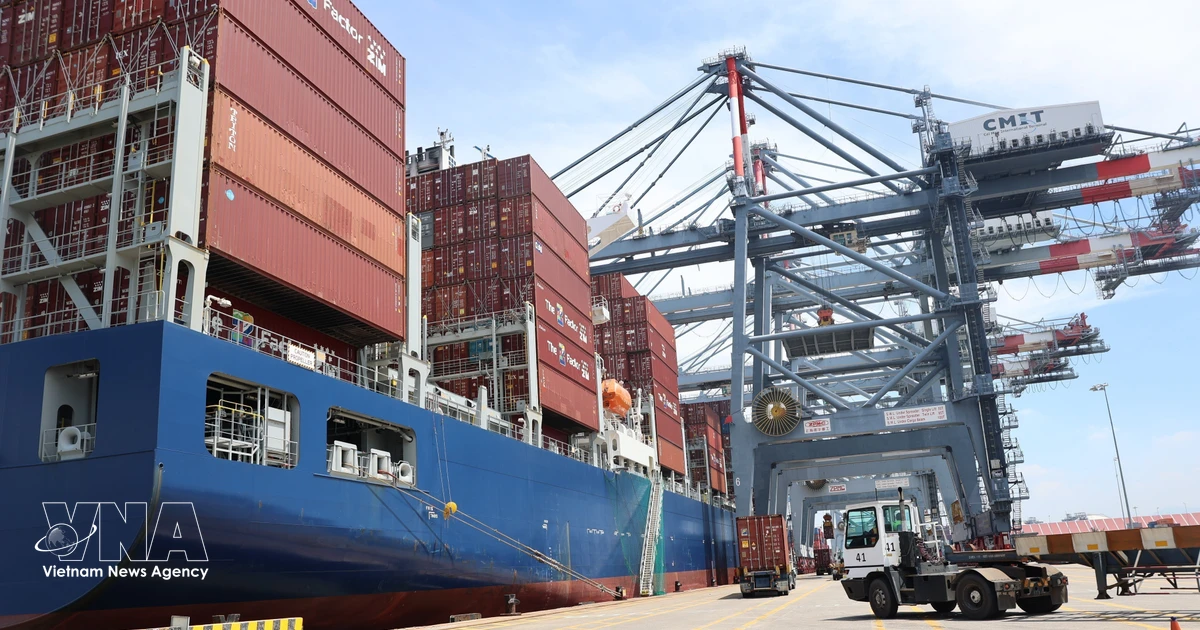 Vietnam Emerges as ASEAN Growth Engine After 30 Years of Integration