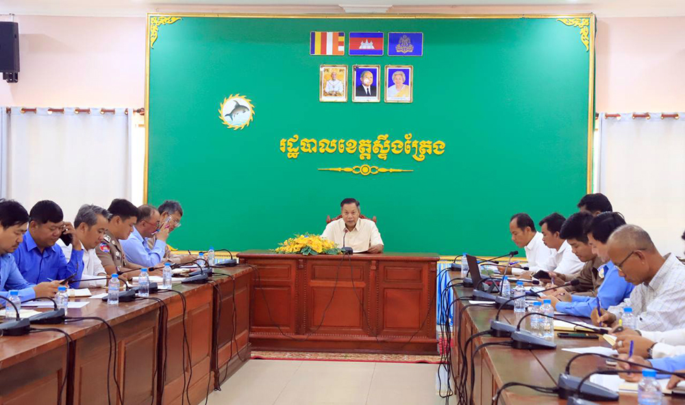 Stung Treng Province Gathers Data on Tuk-Tuk Drivers to Support Social Protection Amid Fuel Price Hikes