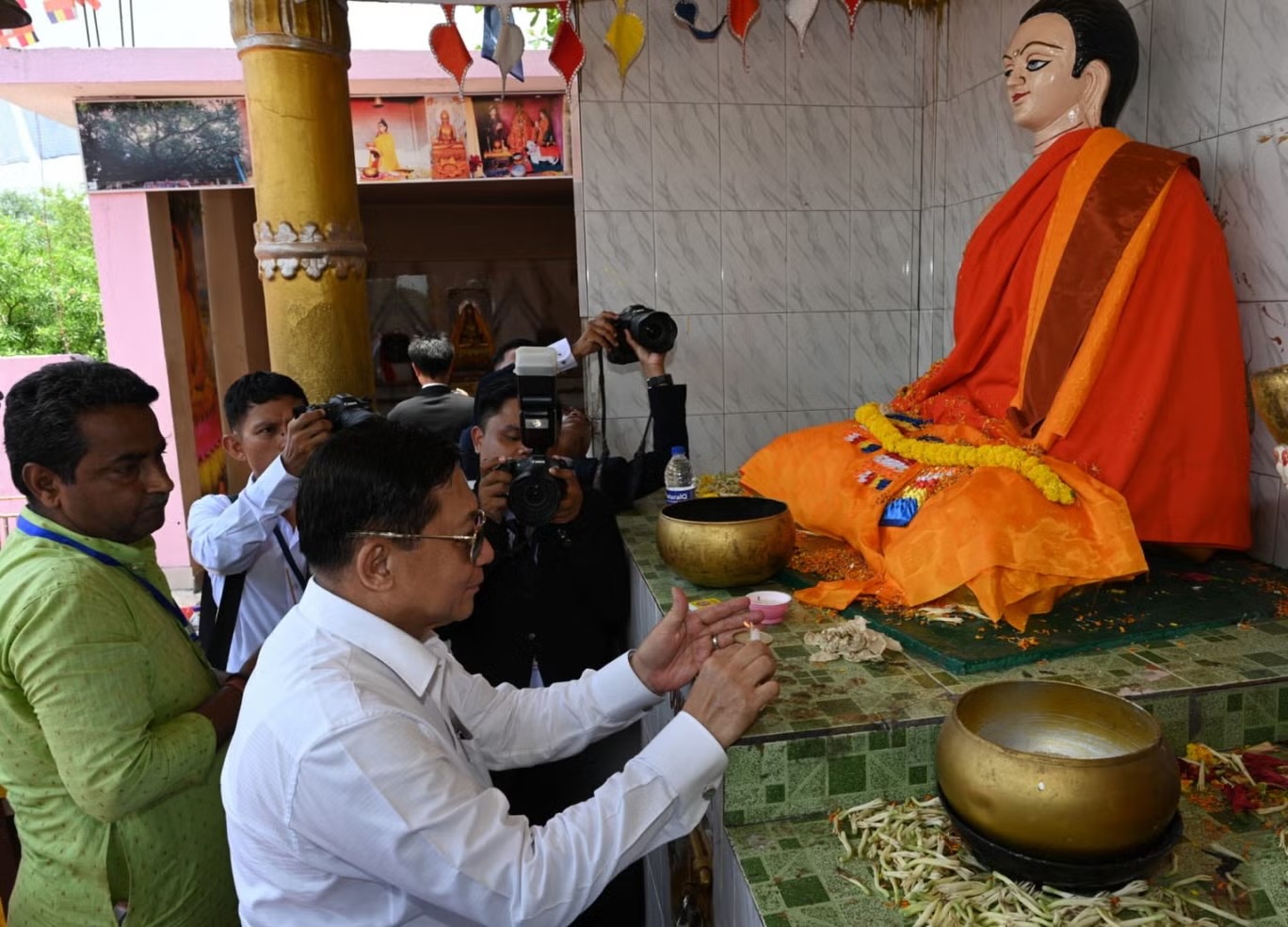 Min Aung Hlaing visits India in first trip abroad since inauguration