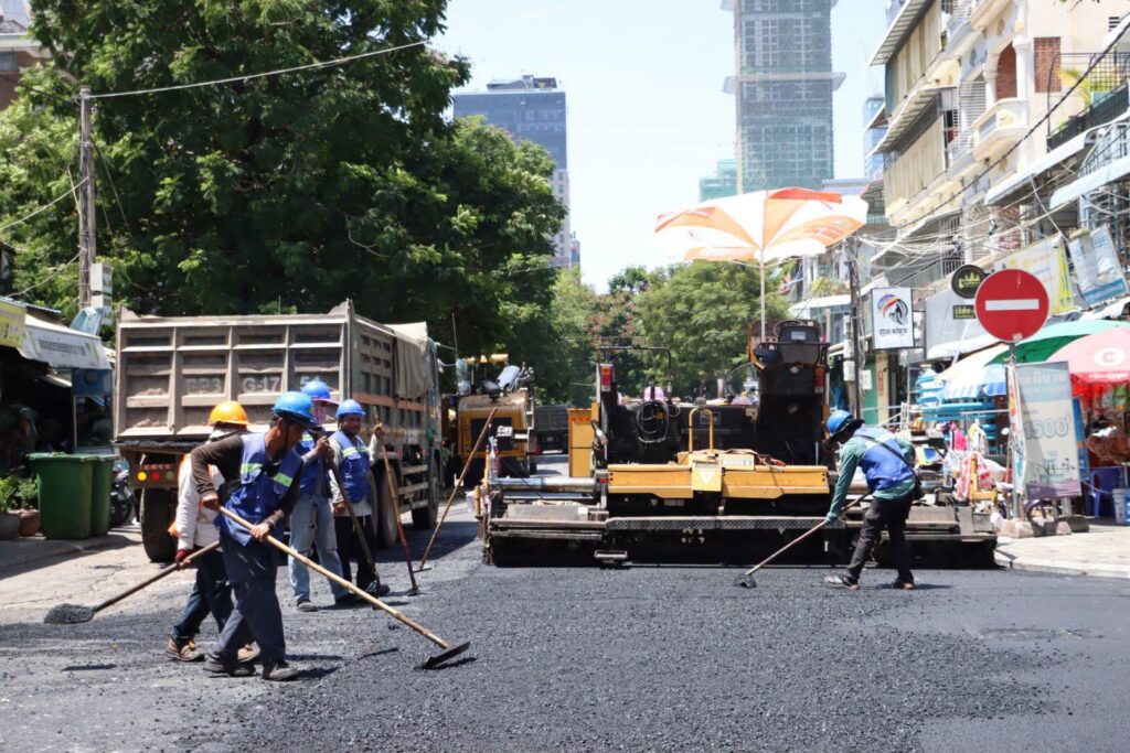 Phnom Penh Authorities Begin Major Renovation of Trosk Pheam Street