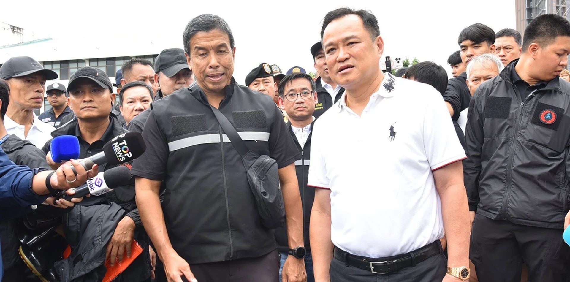Stop political games targeting Bangkok Governor amid flood crisis: MP