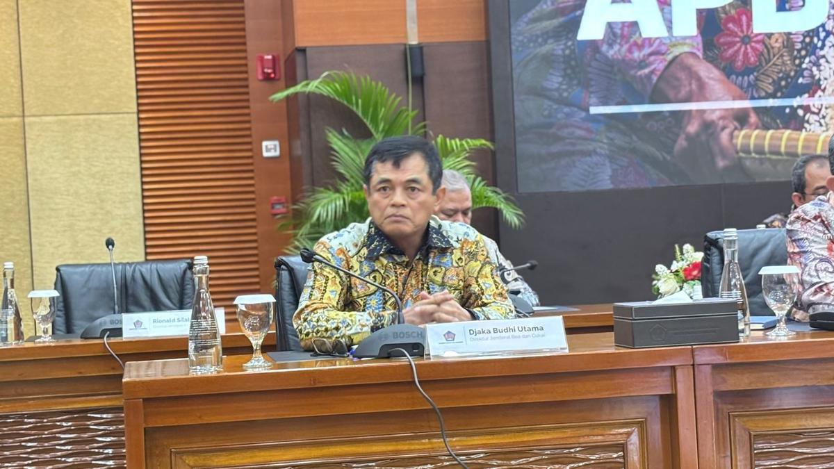 インドネシア税関局長が収賄容疑で浮上、610億ルピア規模の汚職事件の波紋