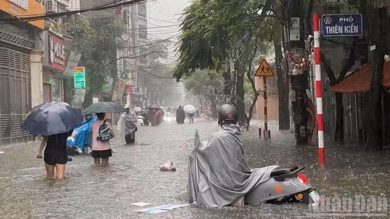 豪雨被害16省市、食中毒警戒強化 - 衛生部が食品・水質管理徹底を指示