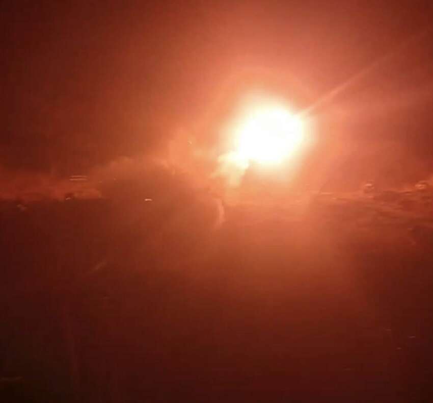 ミャンマー、マグウェ空軍基地にロケット弾攻撃、死傷者情報