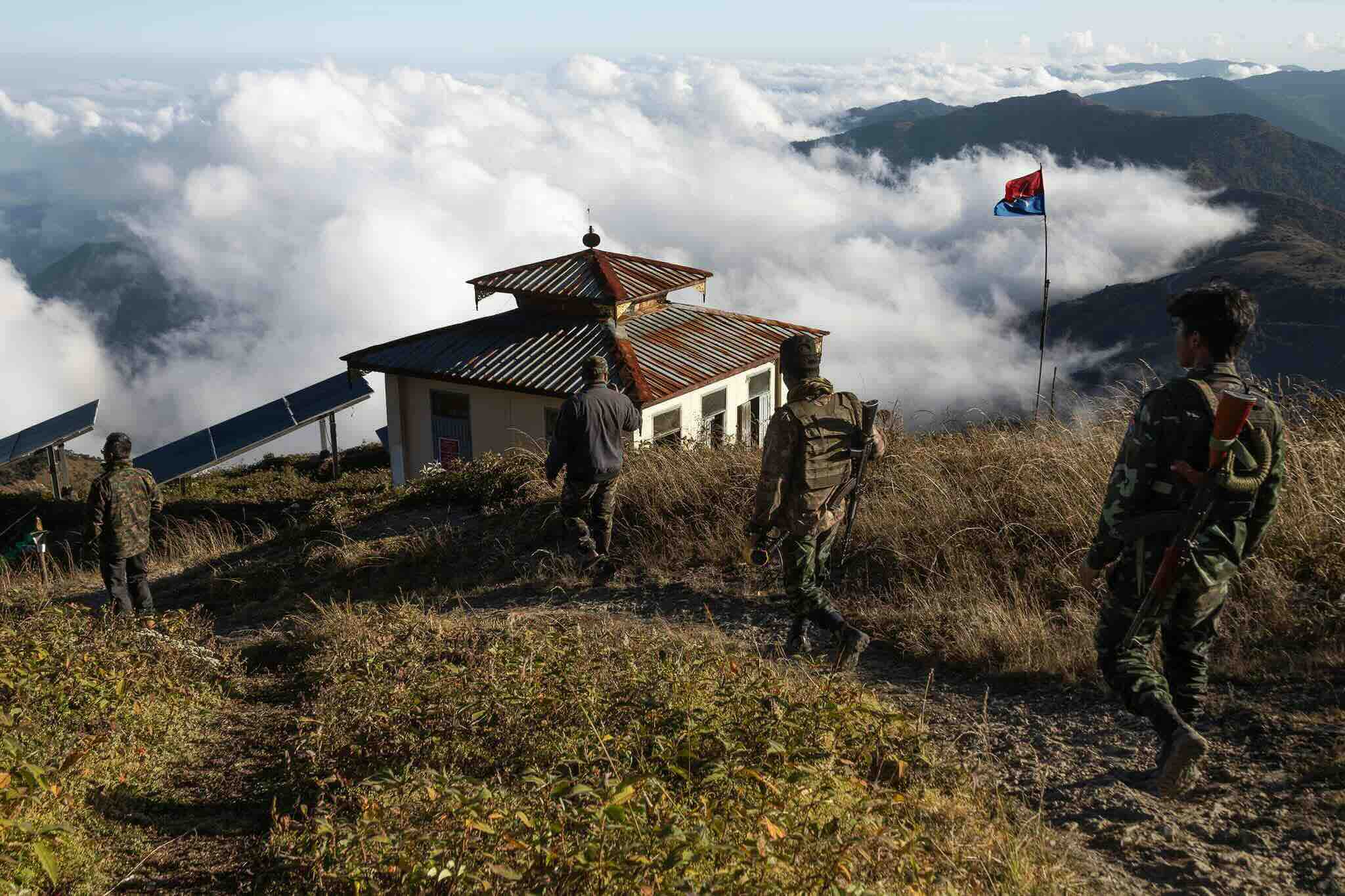 Dozens of Myanmar junta POWs escape detention in Chin State