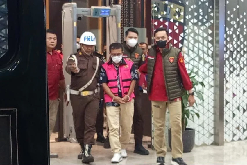 インドネシア国税庁職員2名、2兆ルピア規模の租税回避事件で逮捕