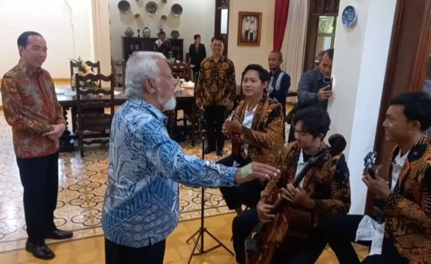 Xanana Gusmao Sings 'Bengawan Solo' During Visit to Jokowi's Residence