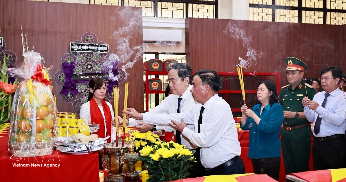 Vietnam Honors Fallen Heroes, Pledges Continued Development