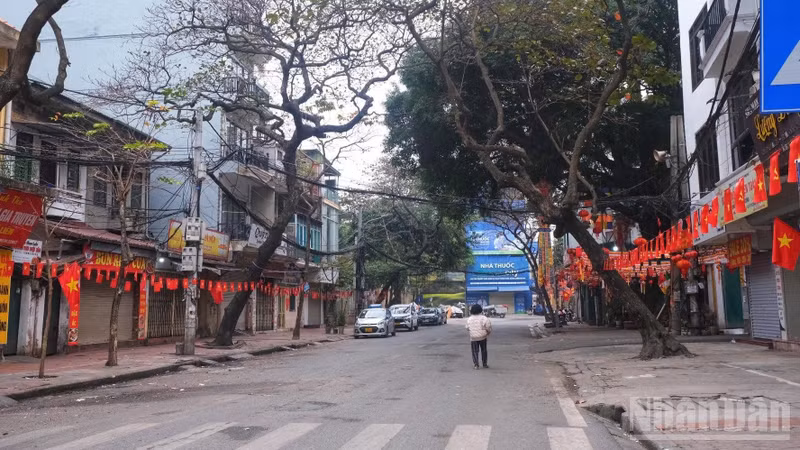 Hanoi Pilots 'Socialist Village/Ward' Model