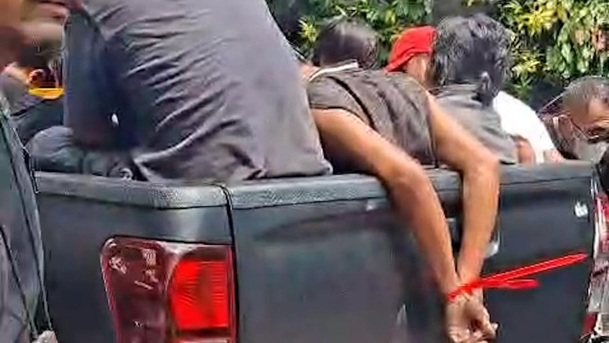 24 Arrested in Jakarta Barat Drug Den Raids