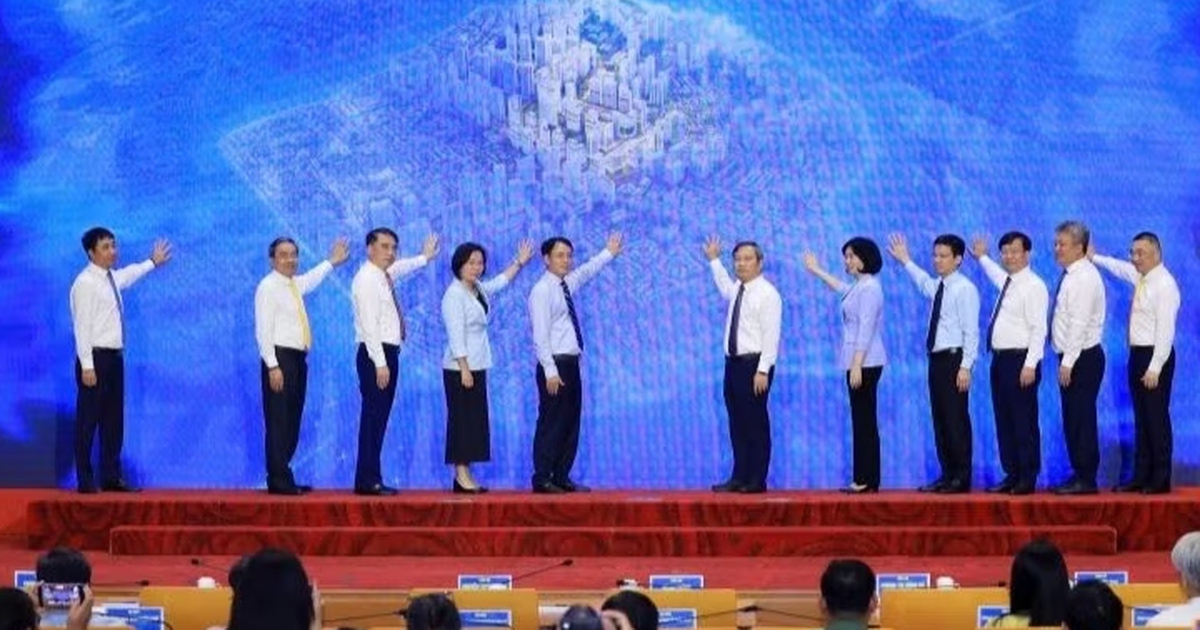 Hanoi Launches 17 Flagship Projects Worth Over US$15 Billion