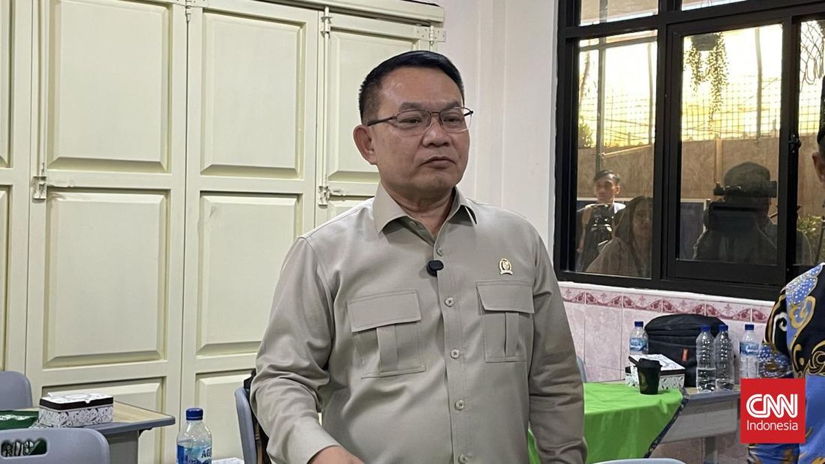 Presidential Chief of Staff Visits Abuse Victim, Conveys President Prabowo's Concern