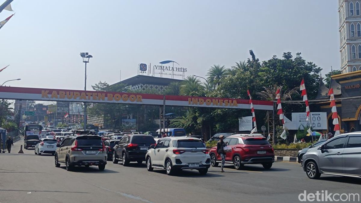 One Way System Implemented for Jakarta Towards Puncak Bogor Amidst Long Weekend