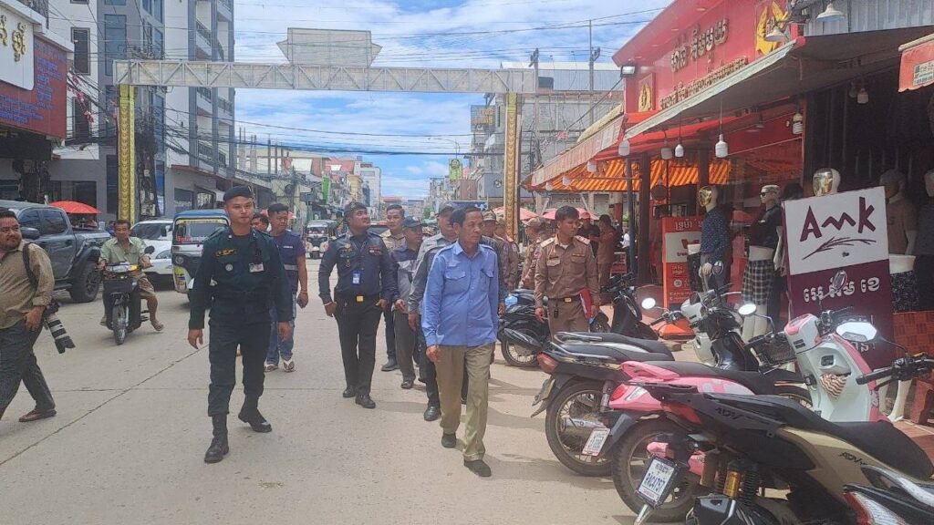 Poipet Authorities Ban Sale of Thai Processed Seafood and Thai Baht Displays