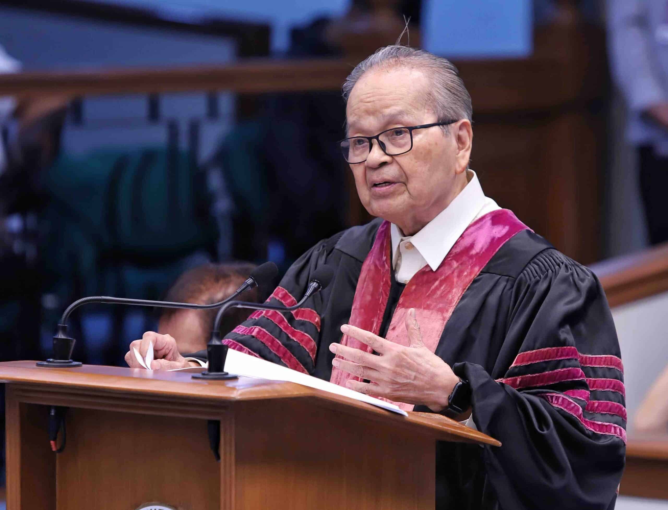 ドゥテルテ大統領弾劾裁判、欠席議員に「審理からの除外」を元最高裁長官が提言