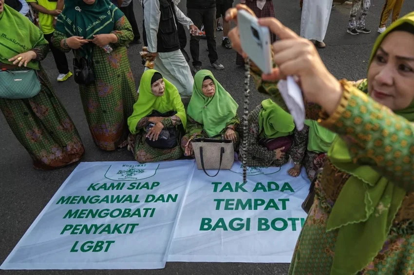 インドネシア宗教学者会議、LGBT活動への「断固たる拒否」勧告を期待