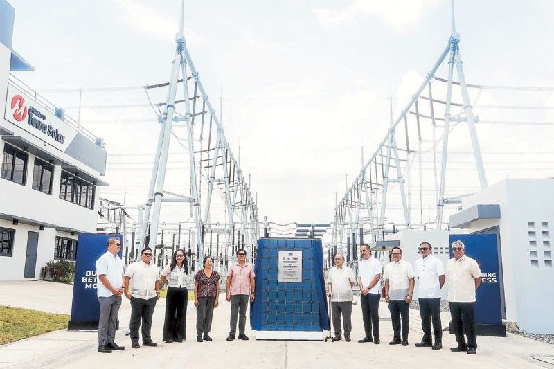 フィリピン、世界最大級の太陽光・蓄電池施設を稼働開始