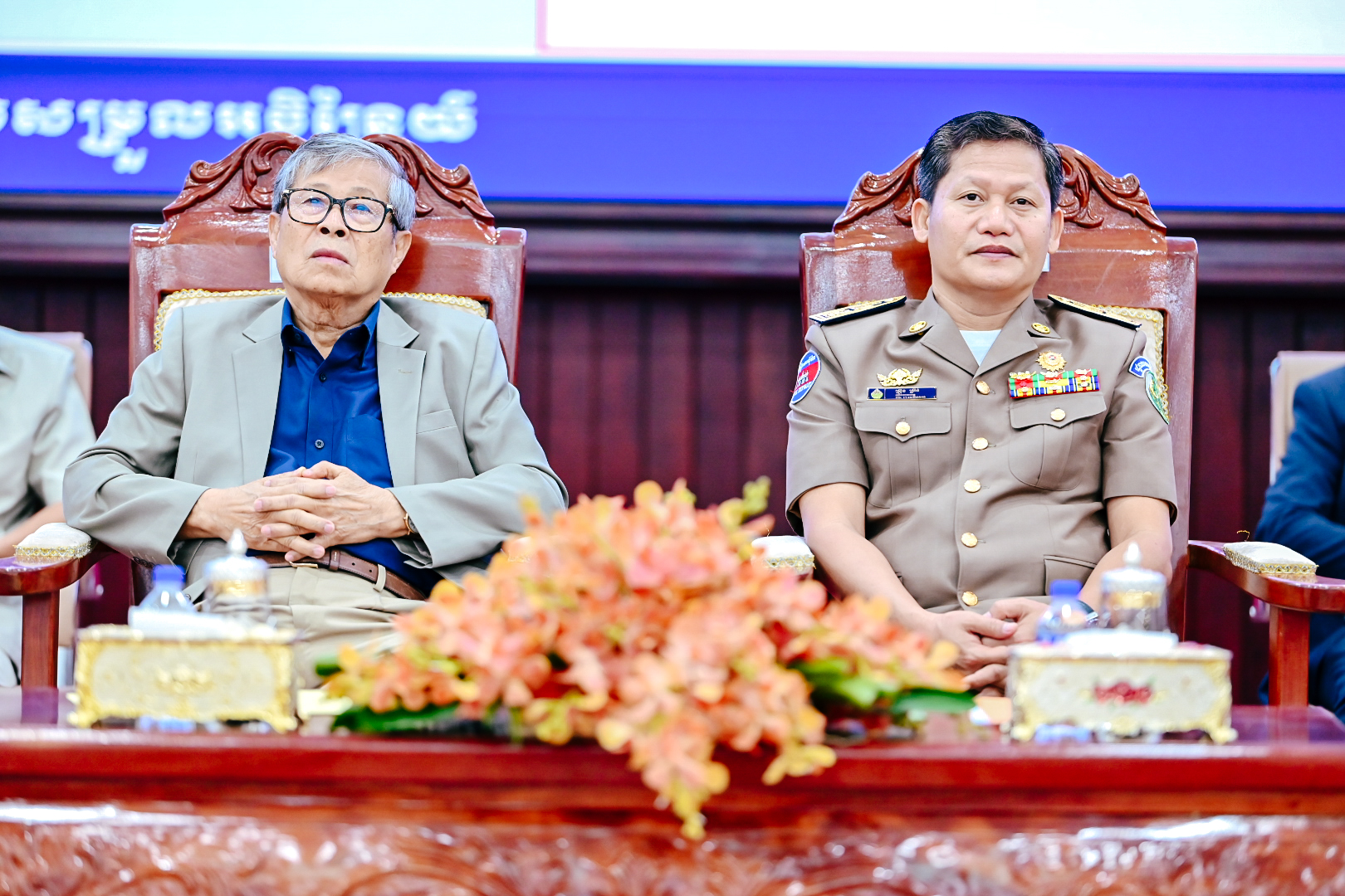 Cambodia Holds Road Law Amendment Dissemination Meeting to Strengthen Overweight Transport Measures