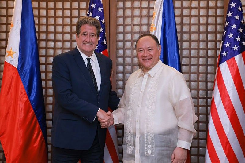 比国防長官、米大使と会談 地域安全保障で連携確認
