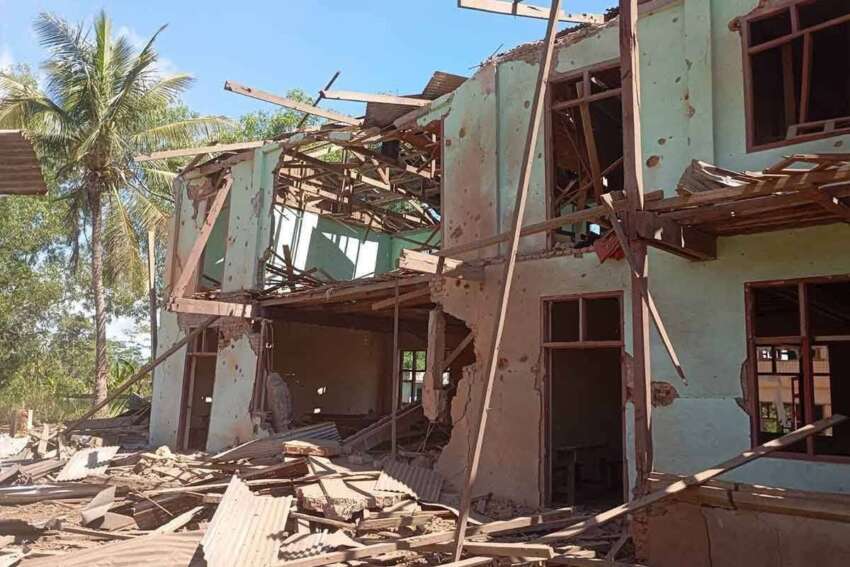 タニンダーリ郡区の2村が軍によるドローン爆撃を受け女性1人が負傷、パコック郡区でも軍部隊が村々への放火を継続