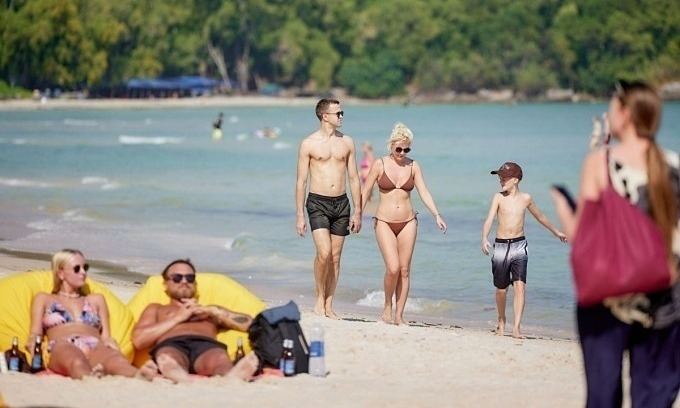 Phu Quoc Island Tourism Revenue Surges 47.7% Year-on-Year, Nearing Annual Target
