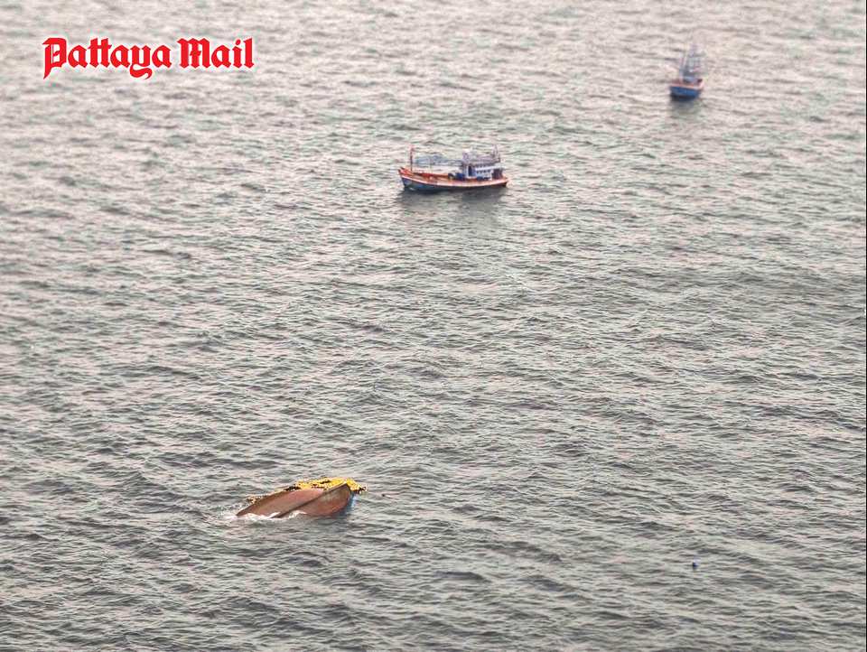 Fishing Boat Sinks Off Sattahip, 16 Rescued, Five Missing