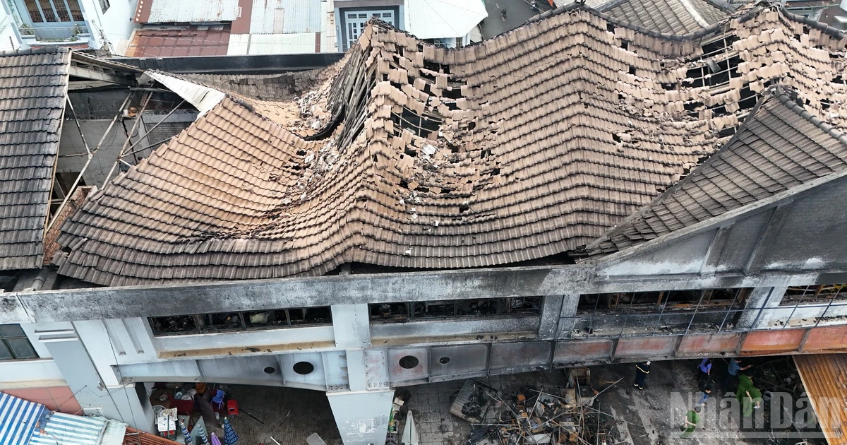 Massive Fire in Dong Nai's Bien Hoa City Causes Severe Losses for Market Traders