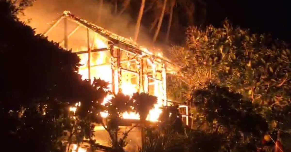 Guest house destroyed by fire on Ly Son Island