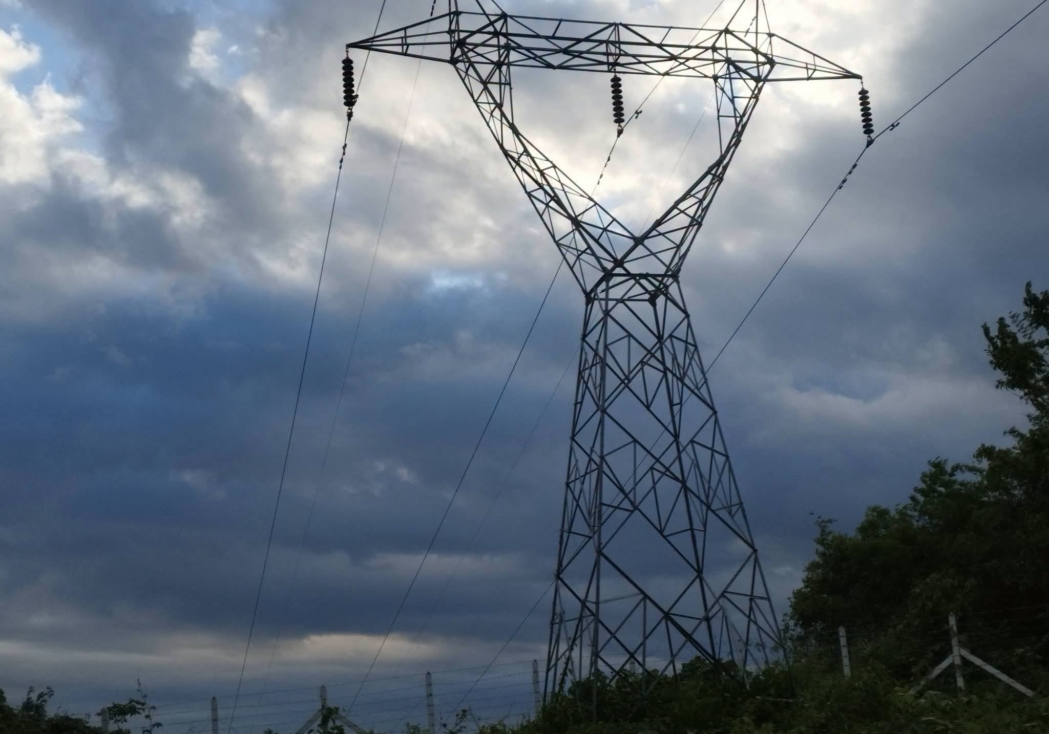 水力発電の余剰電力、夜間料金を割引 産業界に夜間操業を奨励