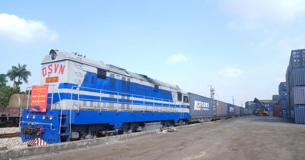 中国青海省発コンテナ列車、ベトナムに初到着 - 地域物流網強化へ