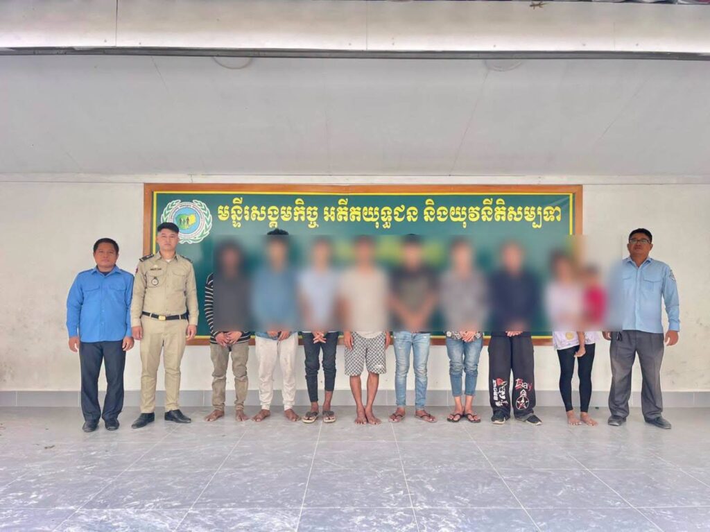 プノンペンでホームレス9人を保護、薬物密売容疑で男を逮捕