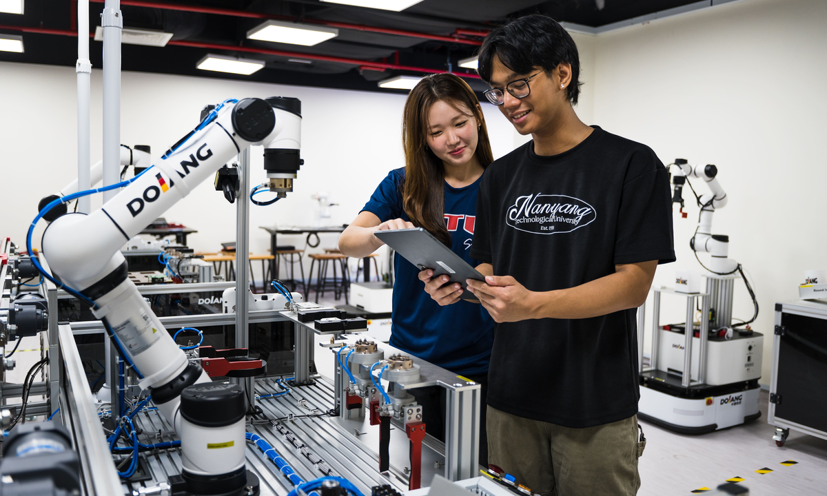 Vietnam boasts two universities in world's top 10 for engineering