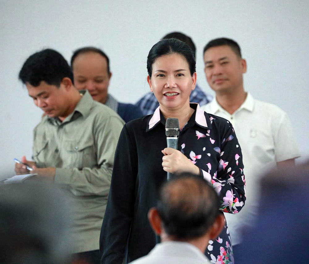 パイリン州知事、地域住民代表と懇談 治安維持活動を激励