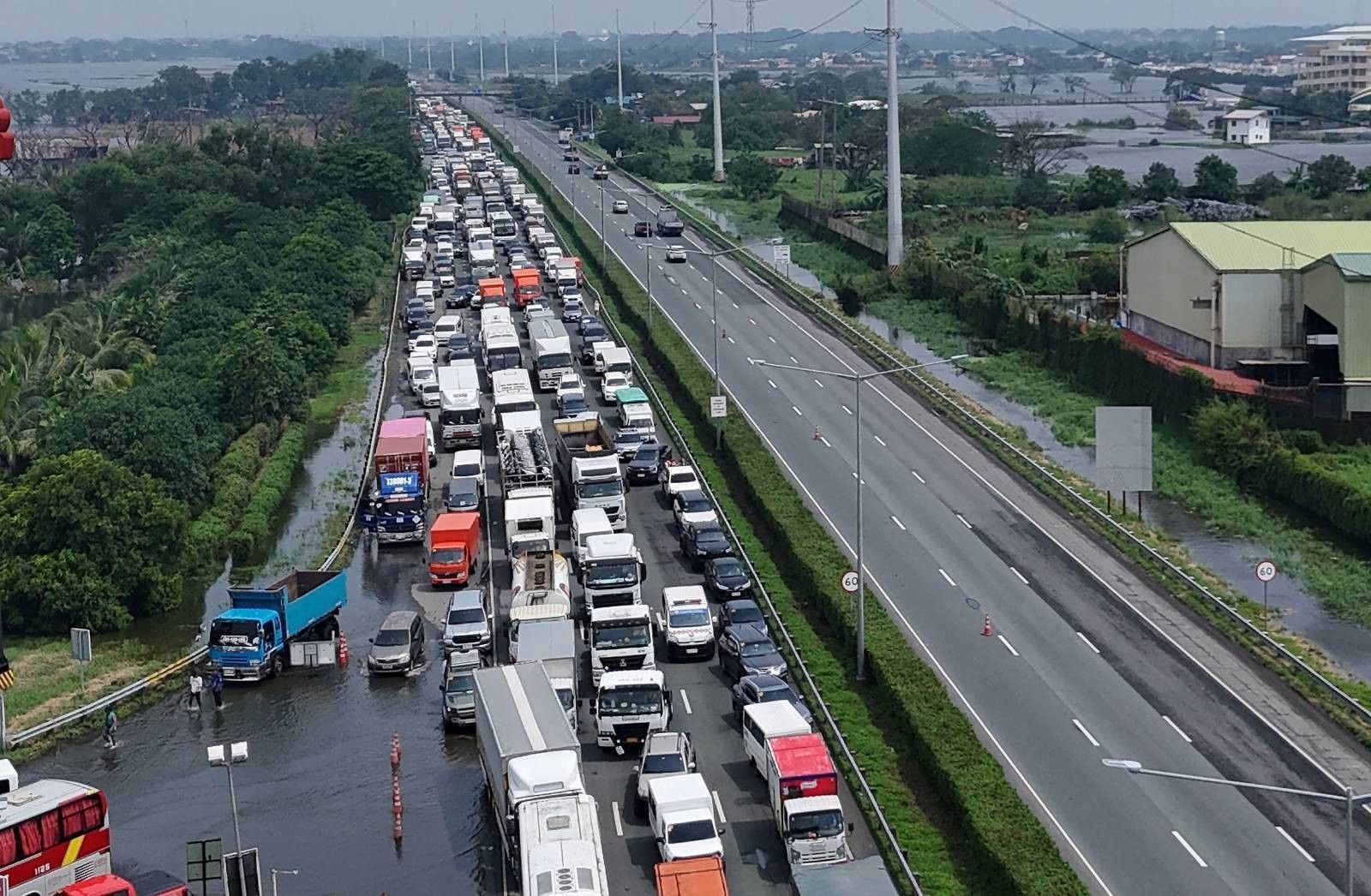 NLEX Tolls Waived Amid Heavy Traffic Due to Flooding