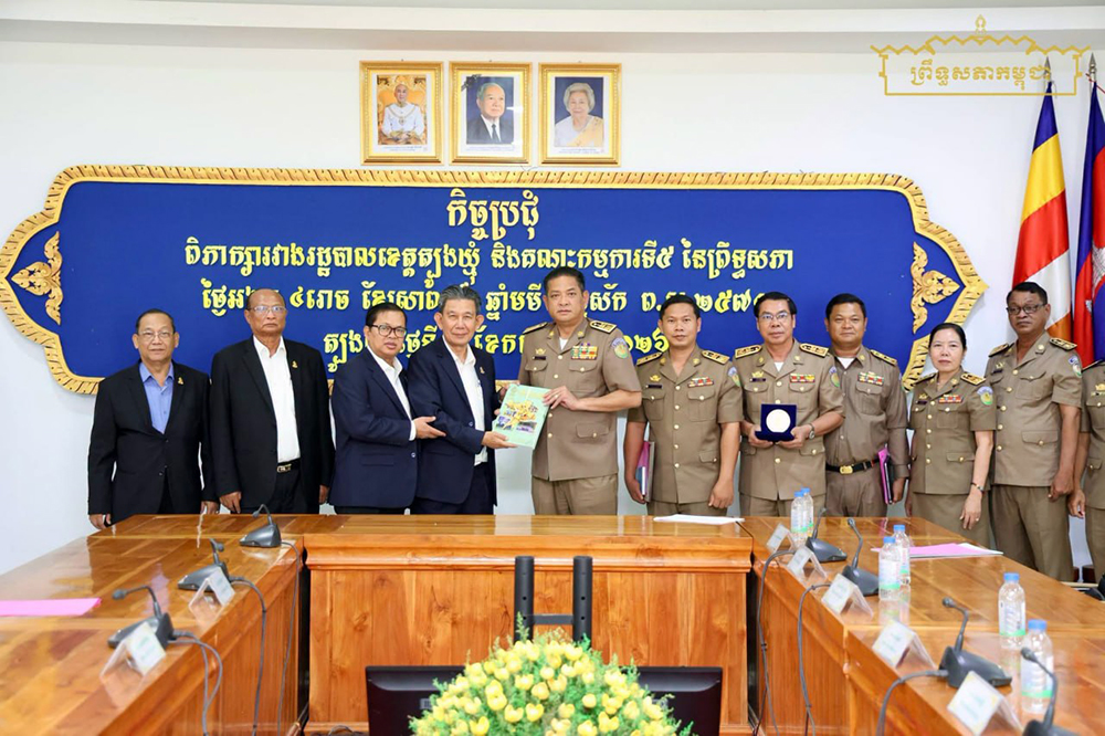 カンボジア上院委員会、タケオ州政府と会談 - 法執行、開発、国際協力の進捗確認