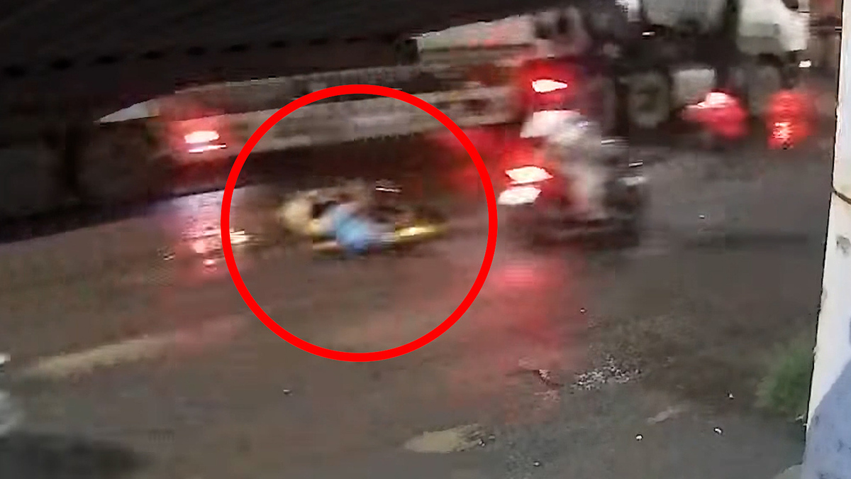 Motorbikes Topple Repeatedly on Repaired National Highway 51