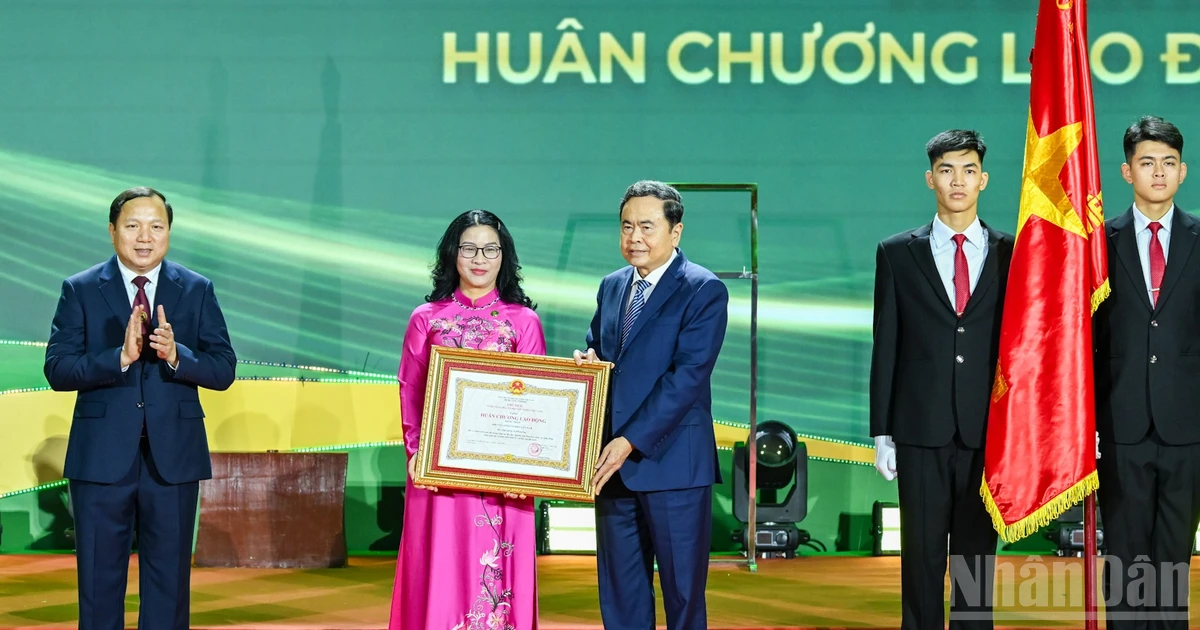 Vietnam Agricultural Academy Celebrates 70th Anniversary, National Assembly Chairman Attends