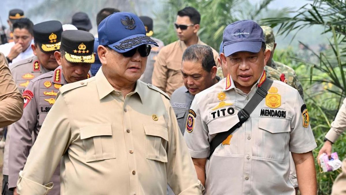 President Prabowo Reviews Forest Fire Response in West Kalimantan