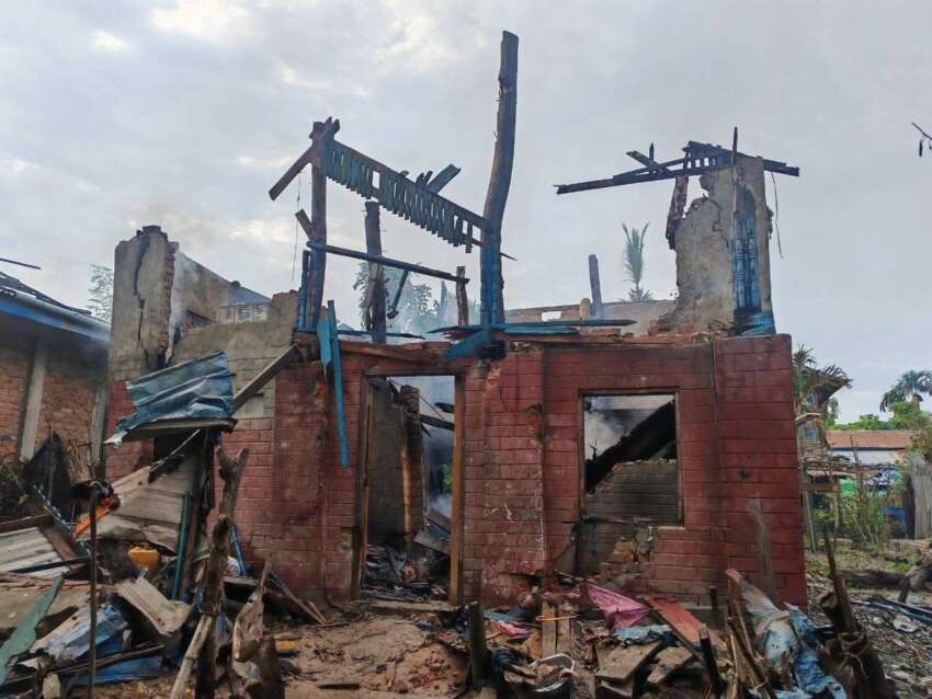 Stone 10 people were killed and 19 were injured in the bombing of Gu and Kintali by military aircraft.