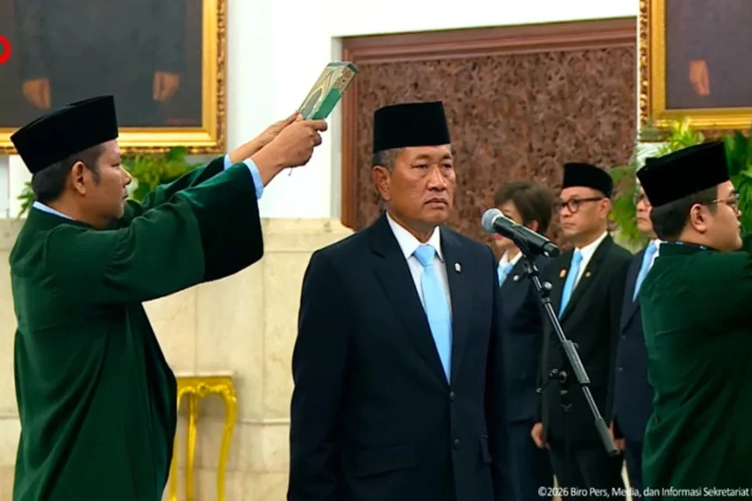 インドネシア国防相、共和国大学総長・副総長を任命