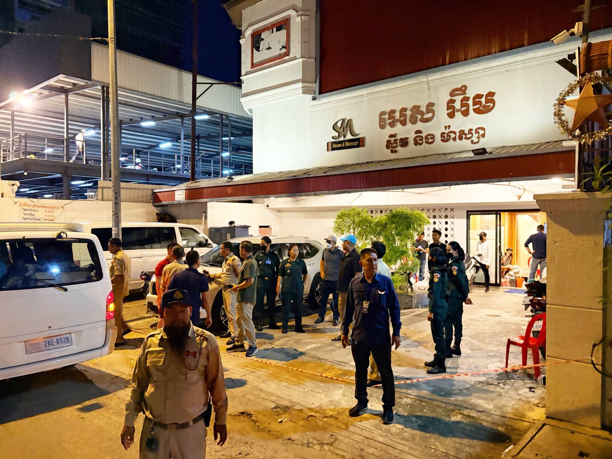 Phnom Penh Authorities Raid Massage Parlor Suspected of Prostitution, Detain Numerous Individuals
