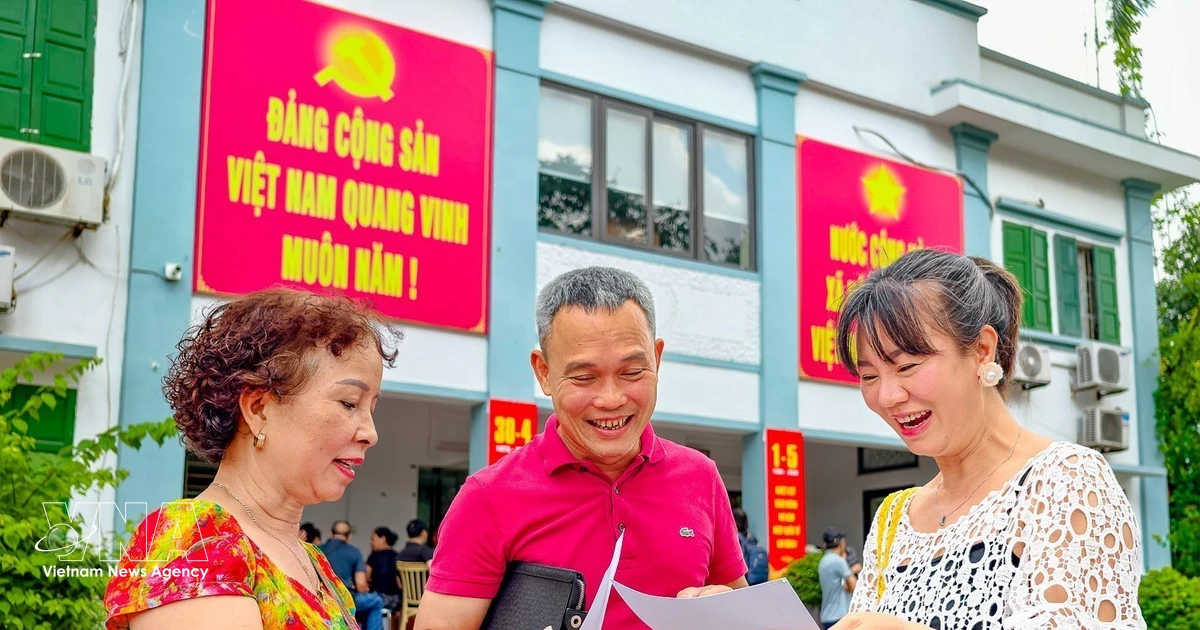 Hanoi to pilot new grassroots governance model in two communes